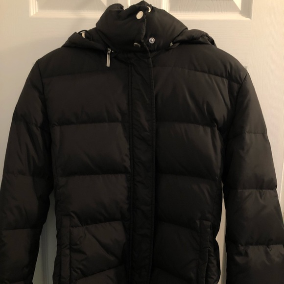 Burberry Puffer Jacket - Picture 1 of 8